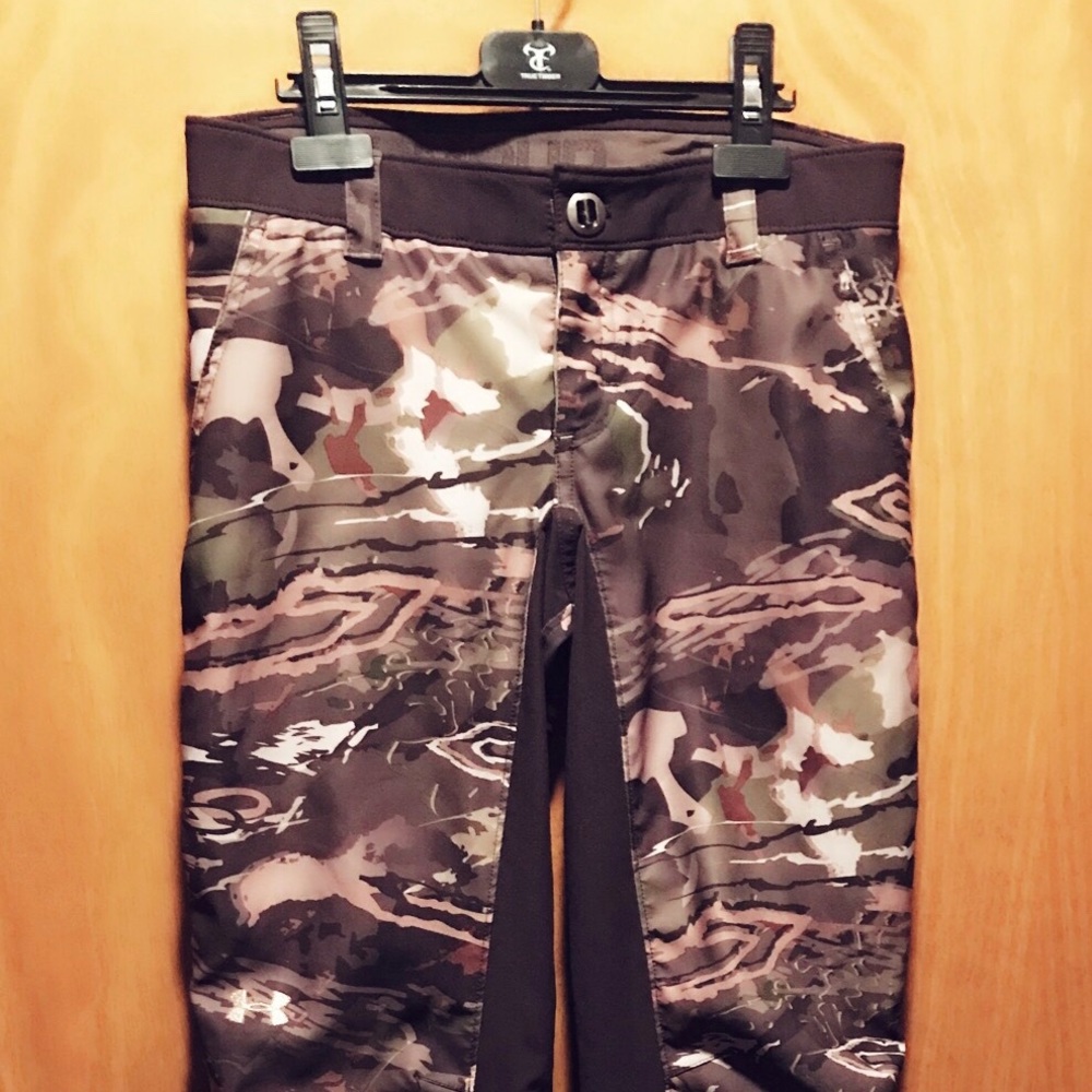 Under Armour Women's Camo Straight-Leg Jumpsuit Pants - Black/Olive/Brown